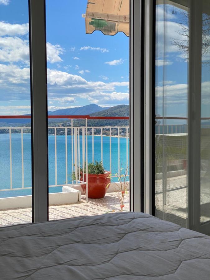 Mimoza'S Sea View Apartment PalaiónTsiflíkion المظهر الخارجي الصورة