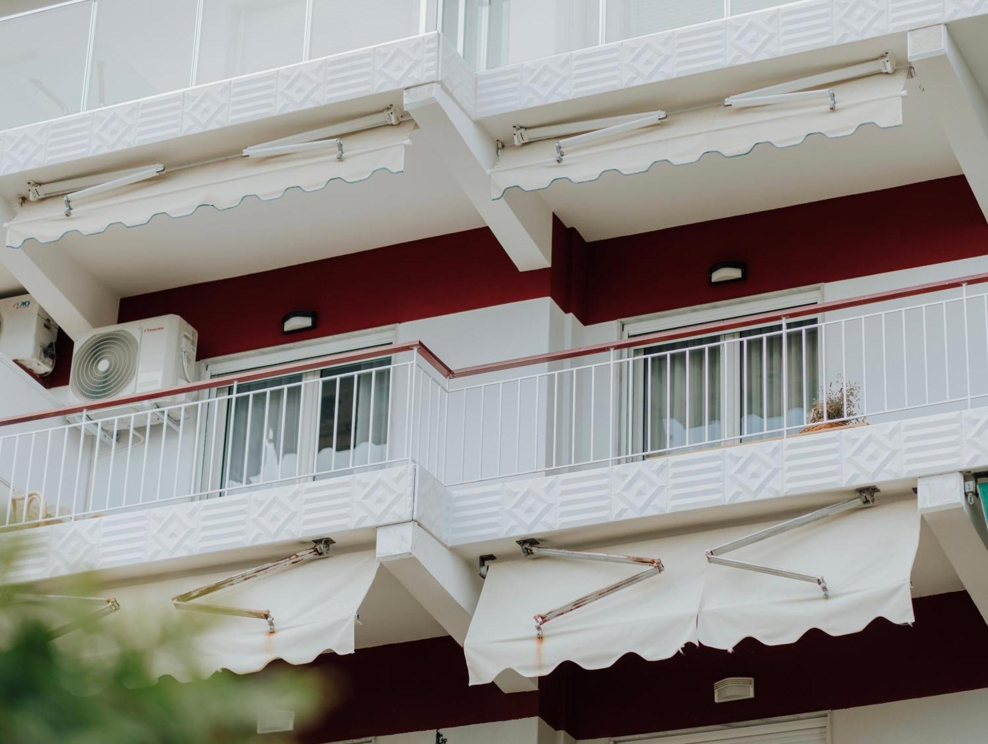 Mimoza'S Sea View Apartment PalaiónTsiflíkion المظهر الخارجي الصورة